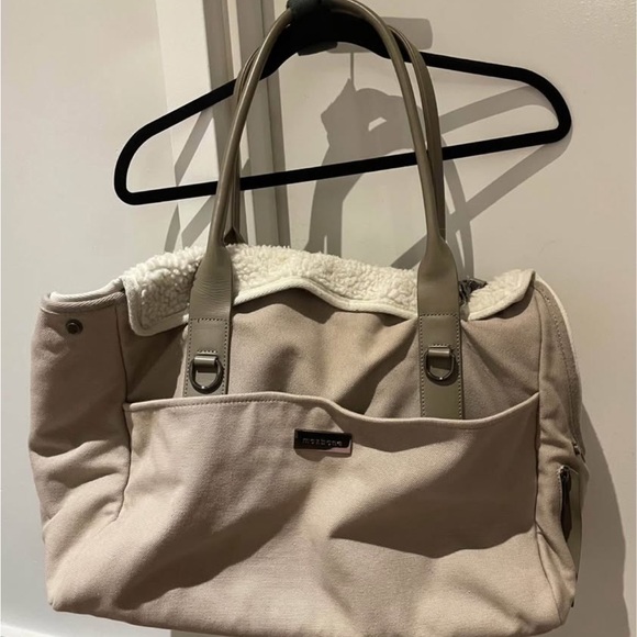 City Carrier Bag in Taupe by MaxBone - Picture 6 of 9